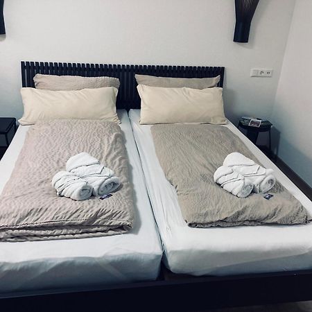 Free Apartment - Ermstal Bad Urach Zewnętrze zdjęcie